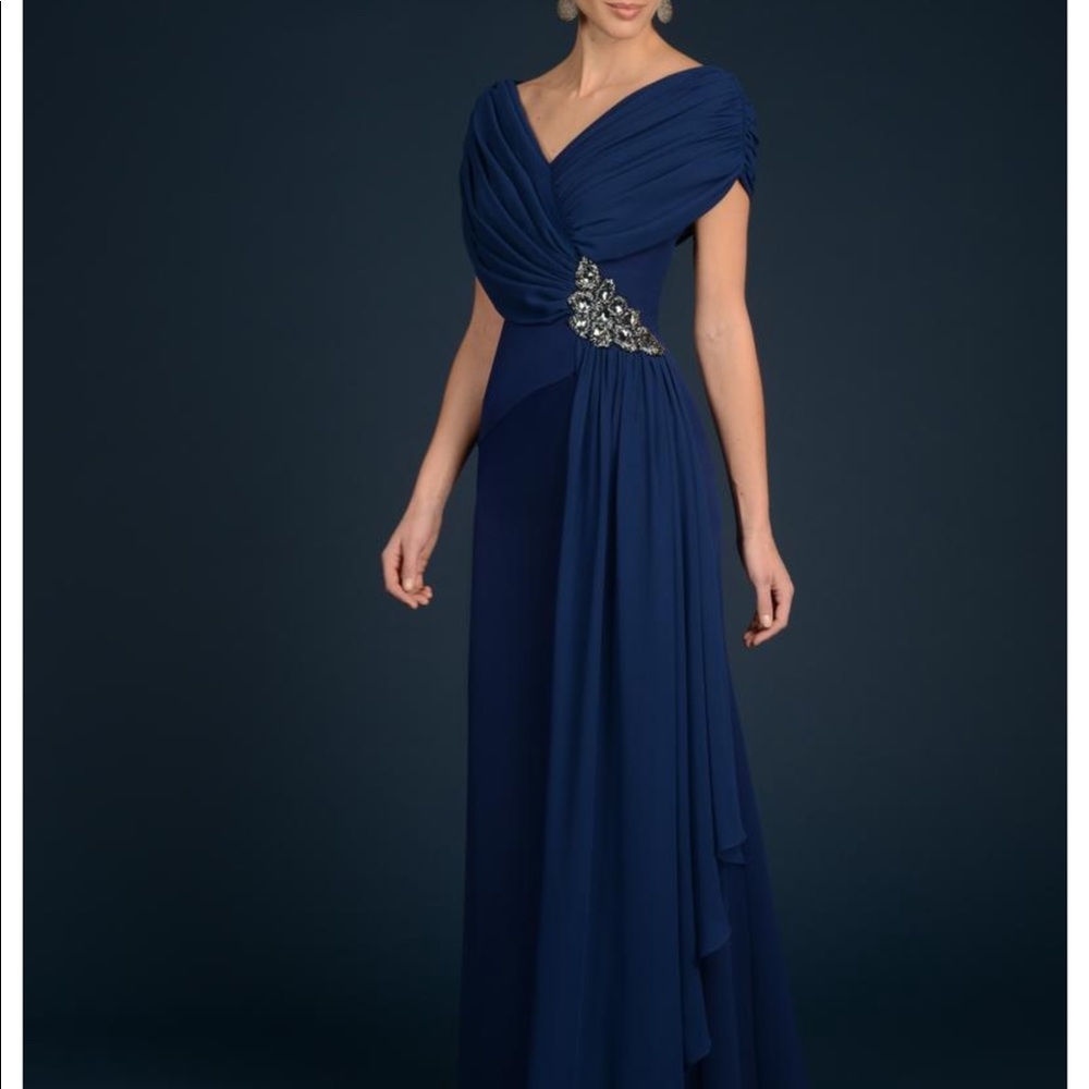Mother of the bride/groom dress